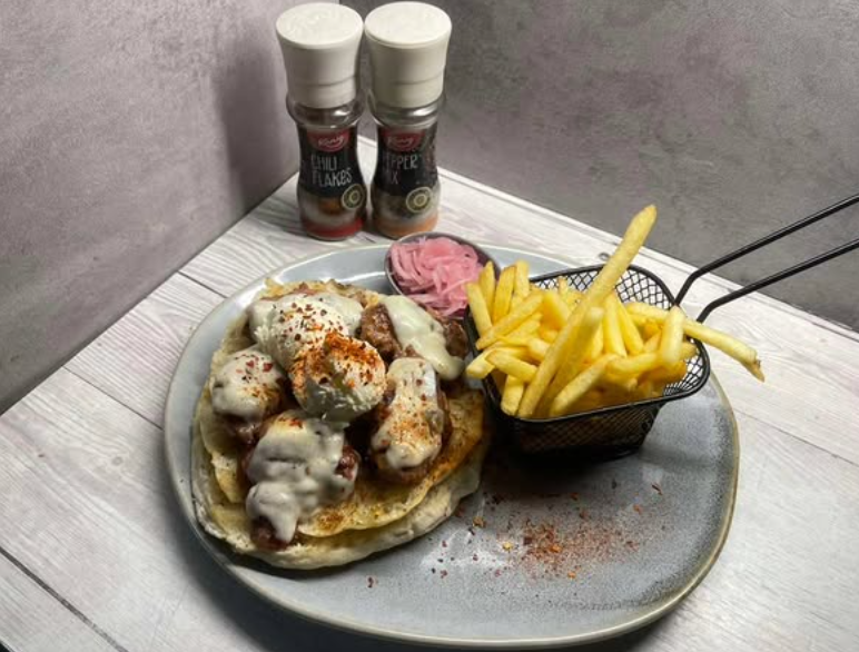 Gostinska zona Antigo fast food & bar