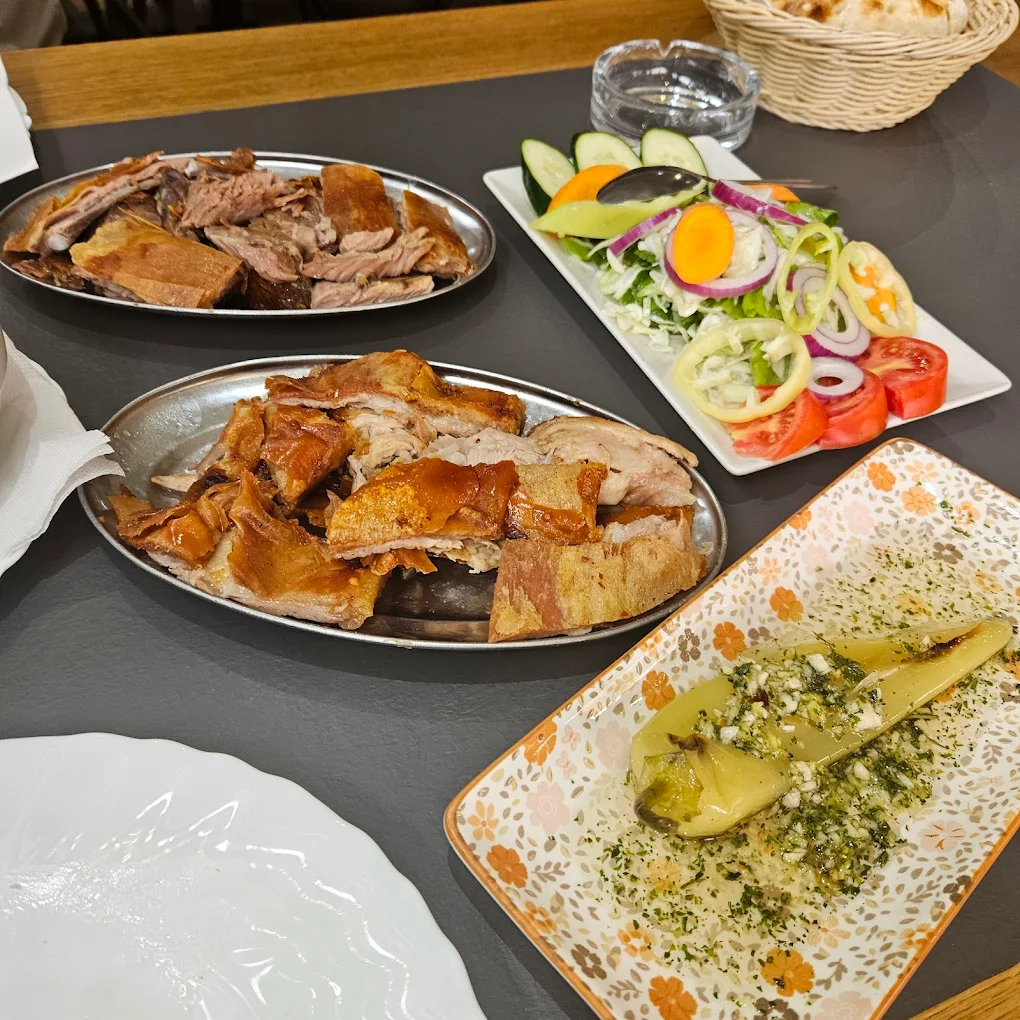 Jagnjetina sa ražnja u Biblioteci kod Milutina