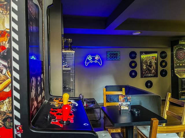 Caffe Braven - Game Cave