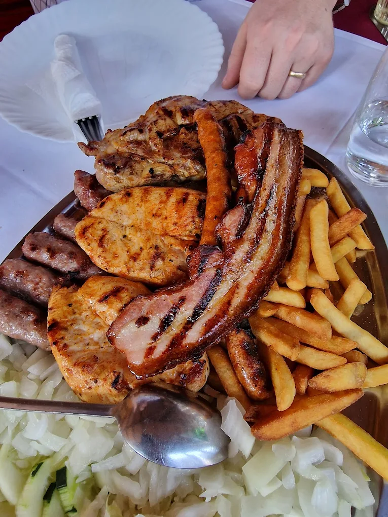 Традиционална Храна