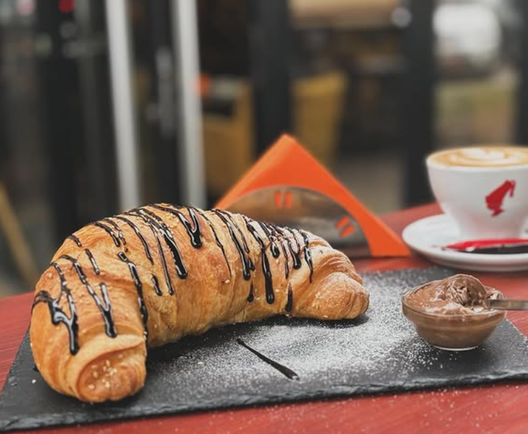 Kroasan i kafa - Coffee&Snack bar Orange