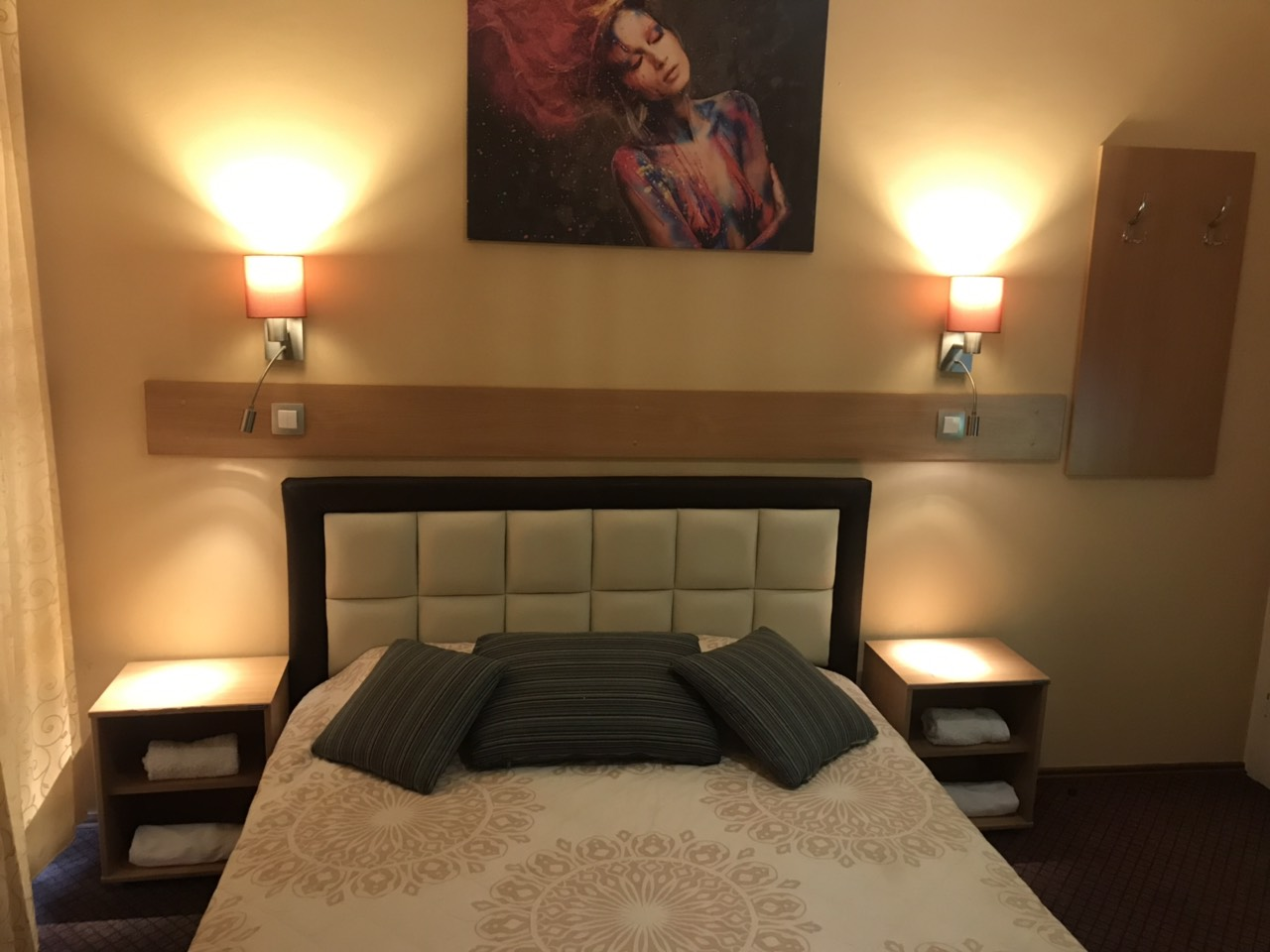 Soba sa francuskim ležajem