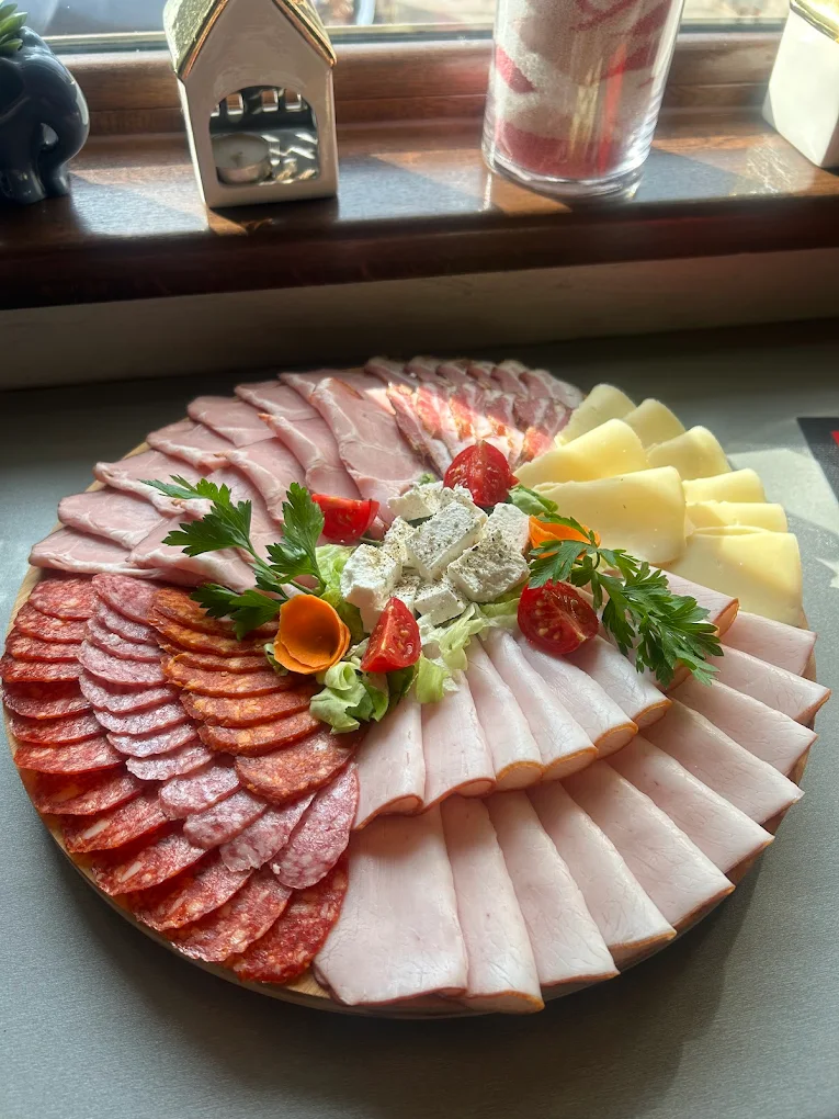 Roštilj na kilogram - Restoran DIS Smederevo