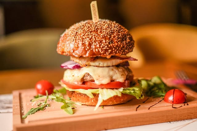 SKICA Concept Bar - Gourmet Burger
