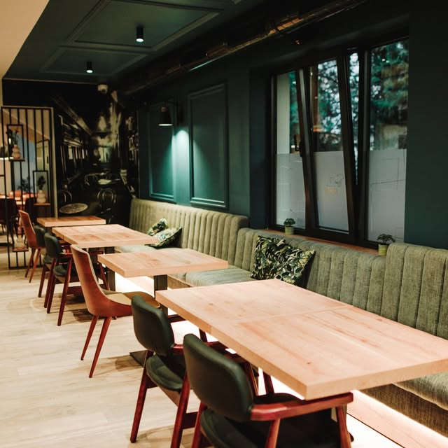 Unutrašnjost restorana 2